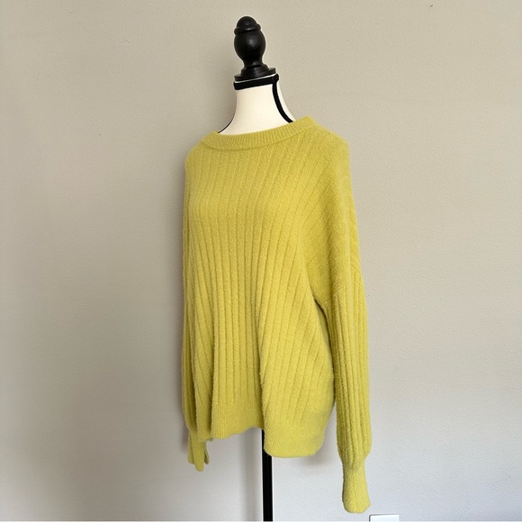 *AERIE* Super Soft Oversized Yellow Pullover XS - Picture 2 of 7